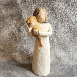 Willow Tree Angel of Friendship Figurine. WITHOUT WINGS.